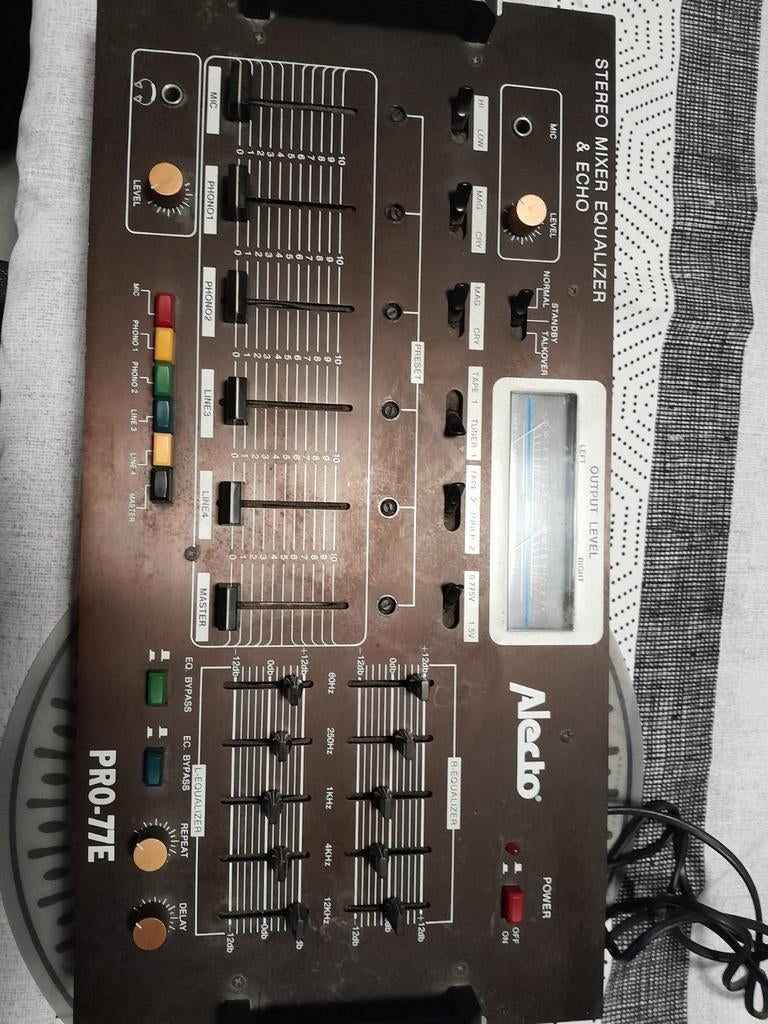 Vintage mengpaneel alecto pro 77e, Muziek en Instrumenten, Ophalen