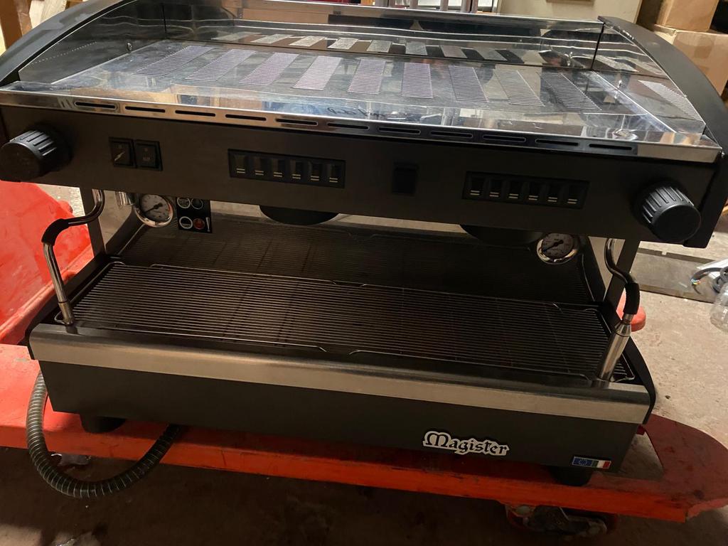 Machine a cafe majester, Articles professionnels, Horeca | Équipement de cuisine, Enlèvement
