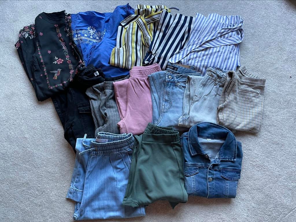 PAQUET DE VÊTEMENTS POUR FILLES taille 12/13/14 ans, Enlèvement, Utilisé