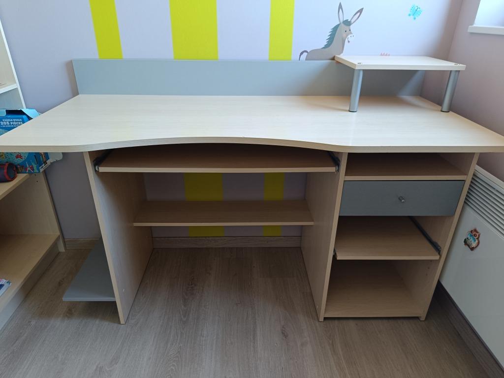 Bureau, Enlèvement, Utilisé