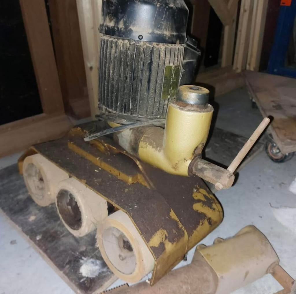 Aandrijver toupie, Ophalen