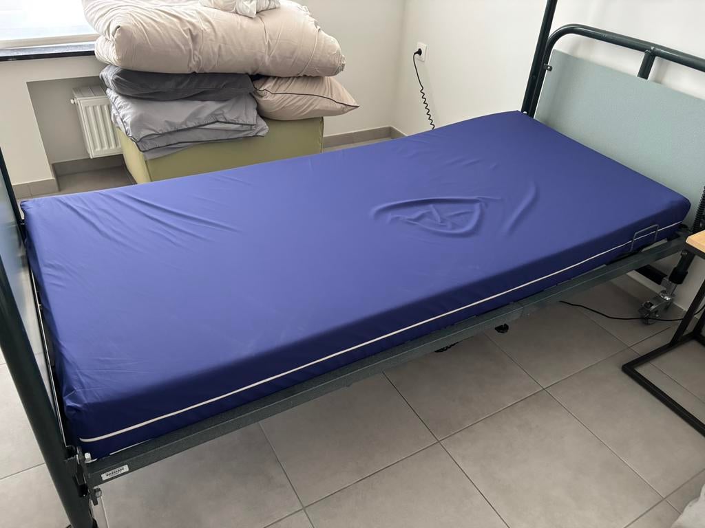 Zorgmatras Sampli Easy Care, Huis en Inrichting, Ophalen, Zo goed als nieuw