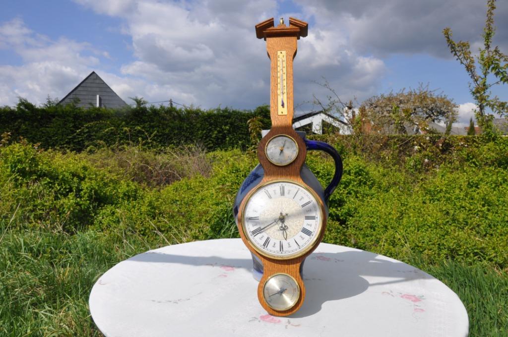 §  horloge murale avec station météo sur support bois, Enlèvement ou Envoi, Utilisé, Horloge murale