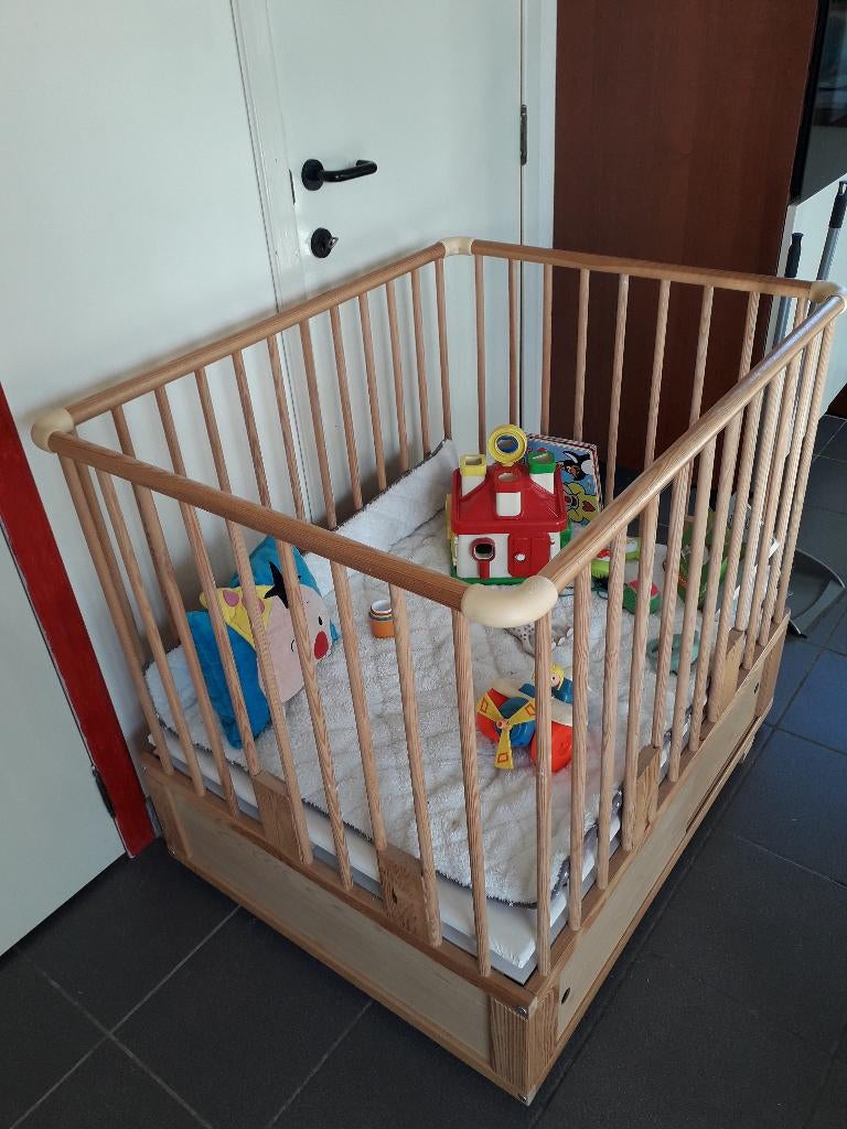 Kinderbox, Kinderen en Baby's, Babyparken, Ophalen, Zo goed als nieuw, Wieltjes