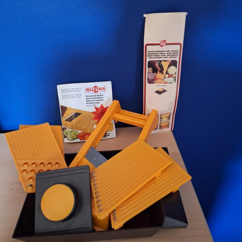 Mandoline Allstar er ses accessoires, années 70, Antiquités & Art, Envoi