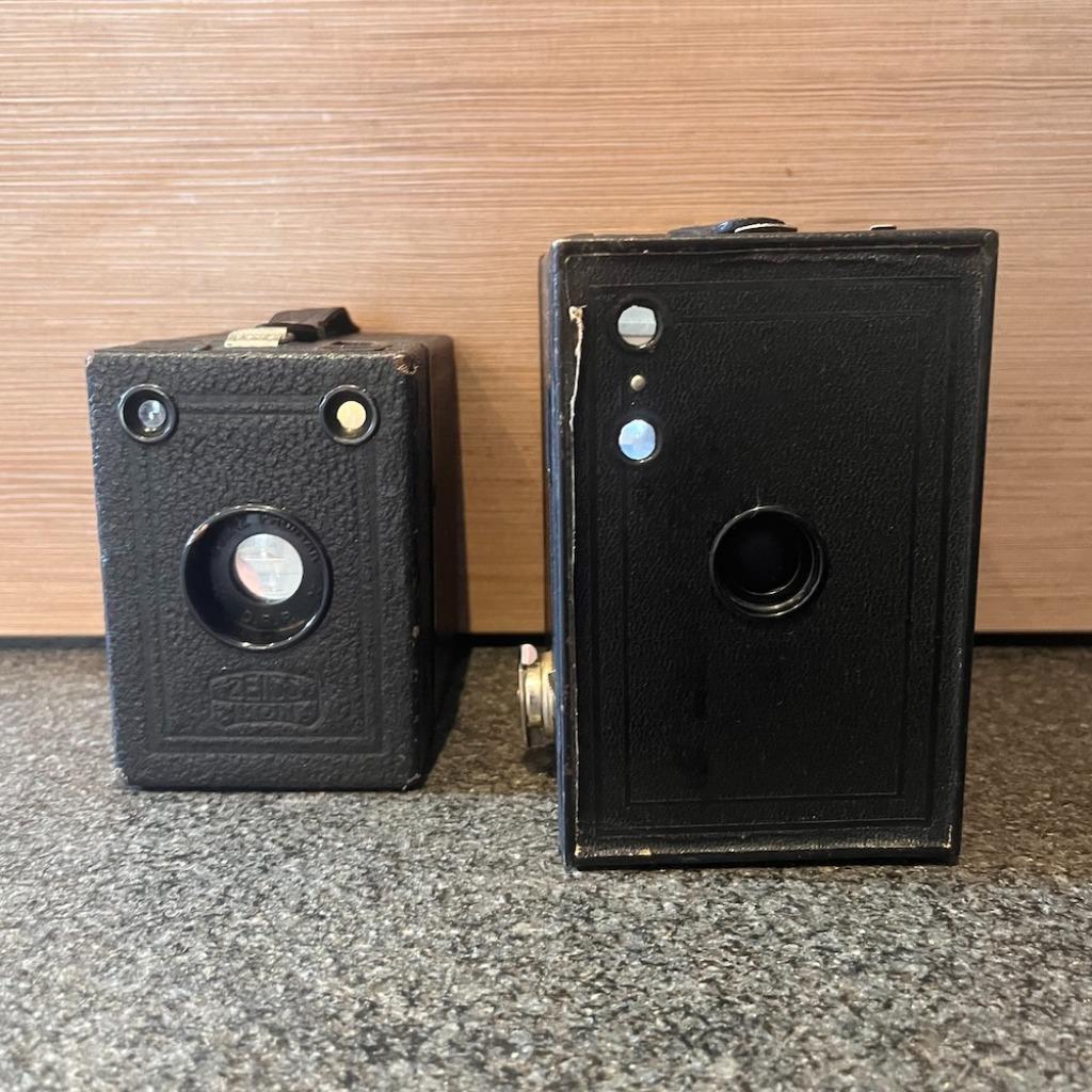 2 box camera's - 1x Zeiss Ikon + 1x Kodak Eastman Brownie, Ophalen, Gebruikt, Compact, Kodak