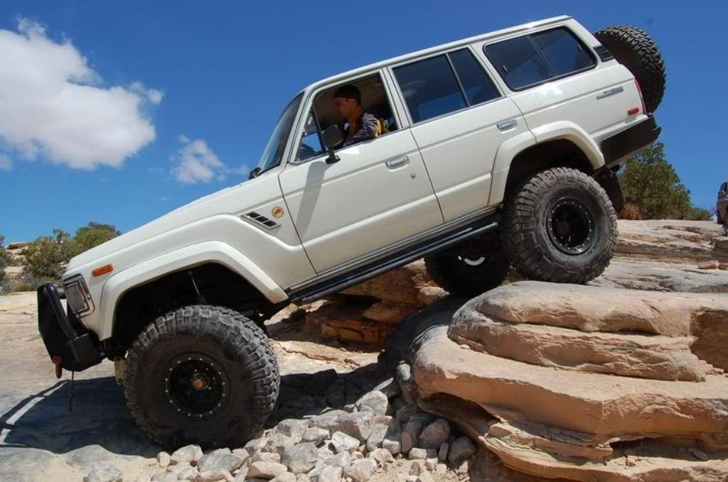 Pièces pour Toyota Landcruiser HJ60 HJ61, Enlèvement ou Envoi, Toyota