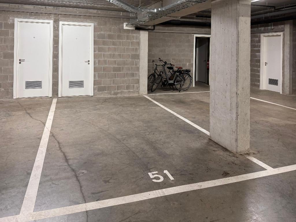 Te huur - Ondergrondse parkeerplaats Diest station, Immo, Garages en Parkeerplaatsen, Provincie Vlaams-Brabant
