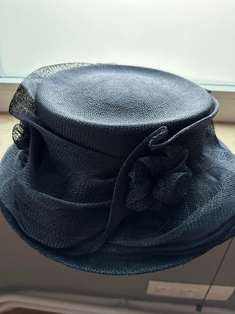 Chapeau de cérémonie, Vêtements | Femmes, Enlèvement, Neuf, 56 ou 57 cm (M, 7 ou 7⅛ pouces), Chapeau