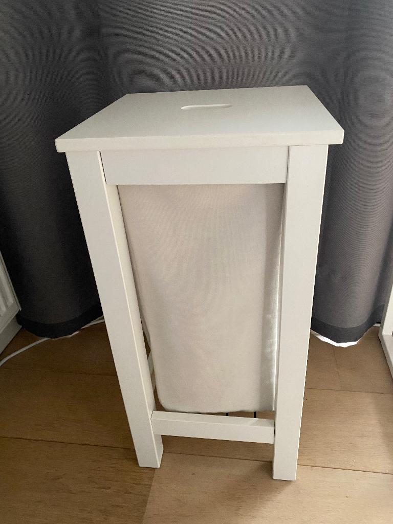 Panier à linge / tabouret Ikea, Enlèvement, Utilisé