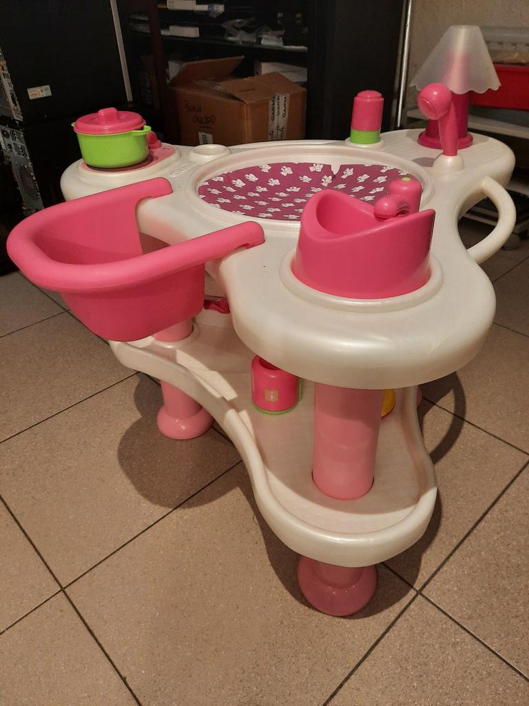 Table de jeux pour enfant, Enlèvement, Utilisé