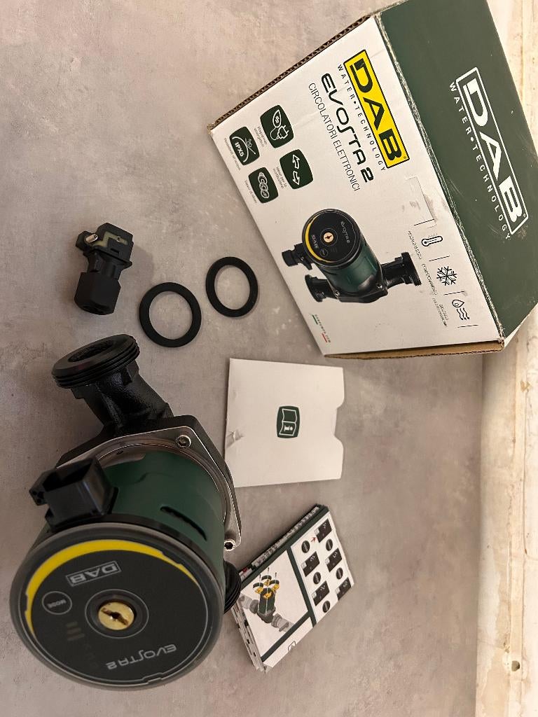 Pompe de circulation DAB Evostar 2 - Nouveau, Bricolage & Construction, Moins de 60 cm, Enlèvement ou Envoi, Neuf, Chaudière CC ou Chaudière combinée