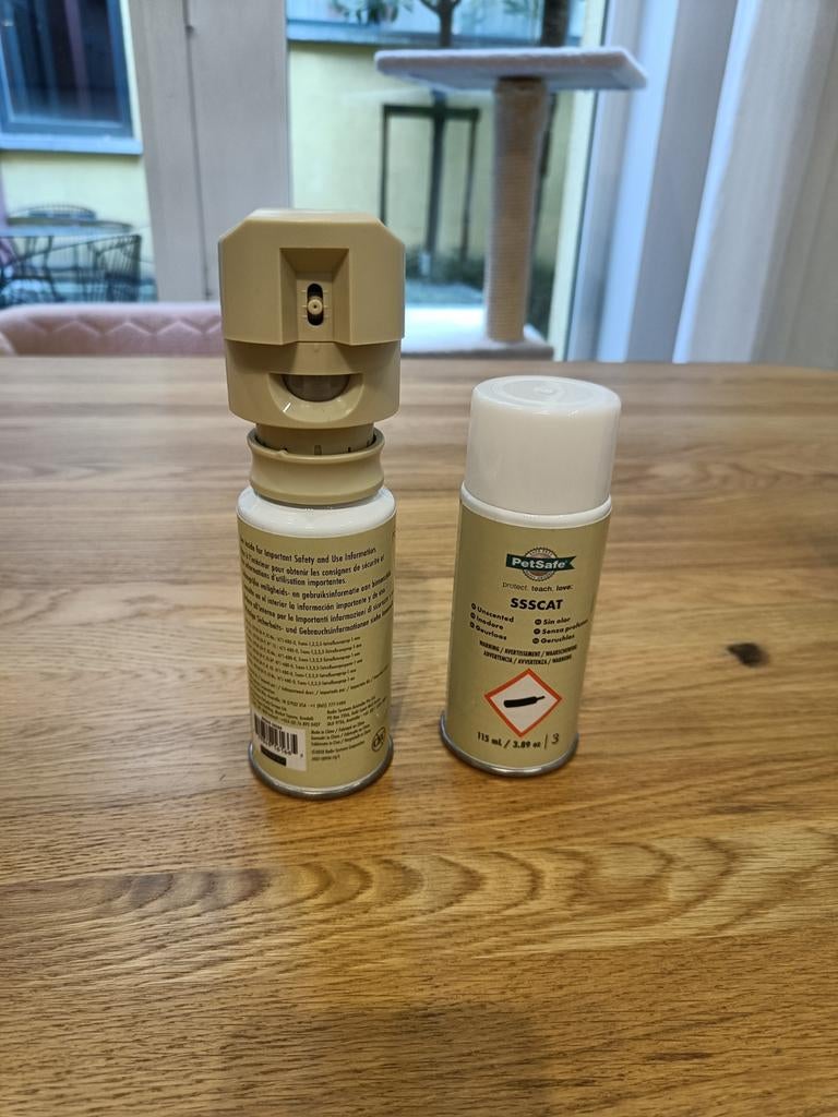 Spray répulsif pour chat ou chien SSSCAT avec recharge, Enlèvement, Utilisé