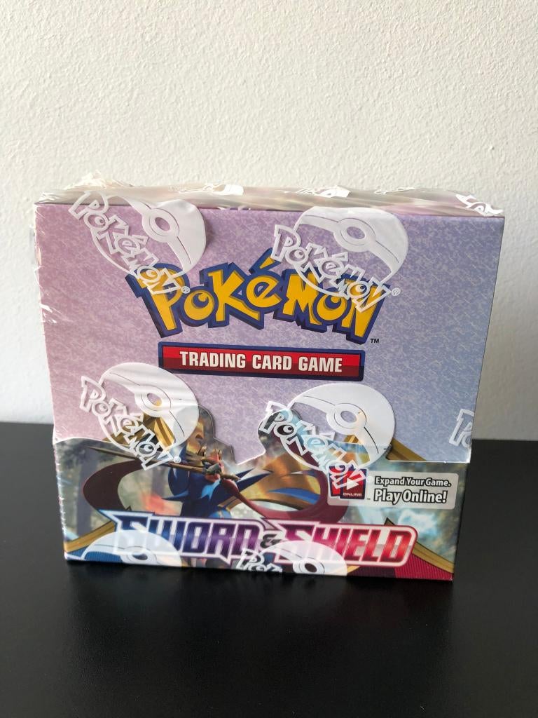 Sword and shield booster box, Ophalen of Verzenden, Nieuw, Boosterbox