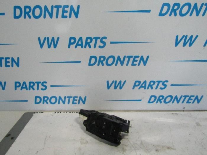 Deurslot Cilinder rechts van een Volkswagen Scirocco, Auto-onderdelen, Carrosserie, Volkswagen, Gebruikt, 3 maanden garantie, Ophalen of Verzenden