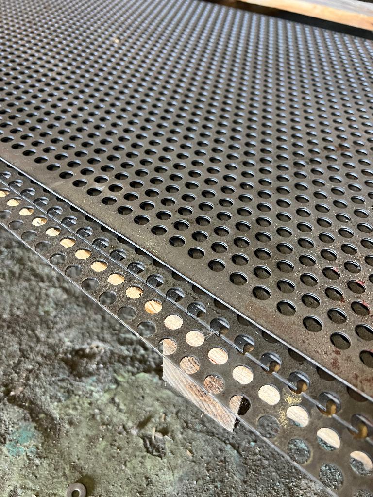 Perfo platen - geperforeerde platen - vanaf 5€, Doe-het-zelf en Bouw, Metalen, Zo goed als nieuw, IJzer, Ophalen