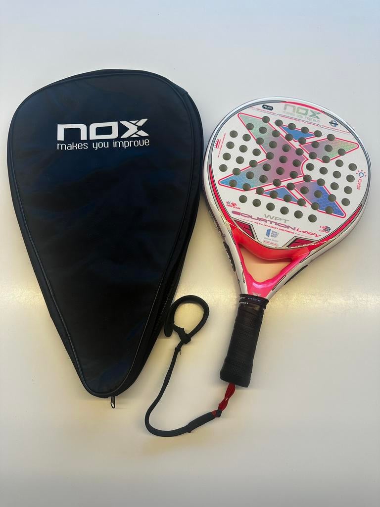 Padel racket Nox wpt, Sport en Fitness, Ophalen, Zo goed als nieuw