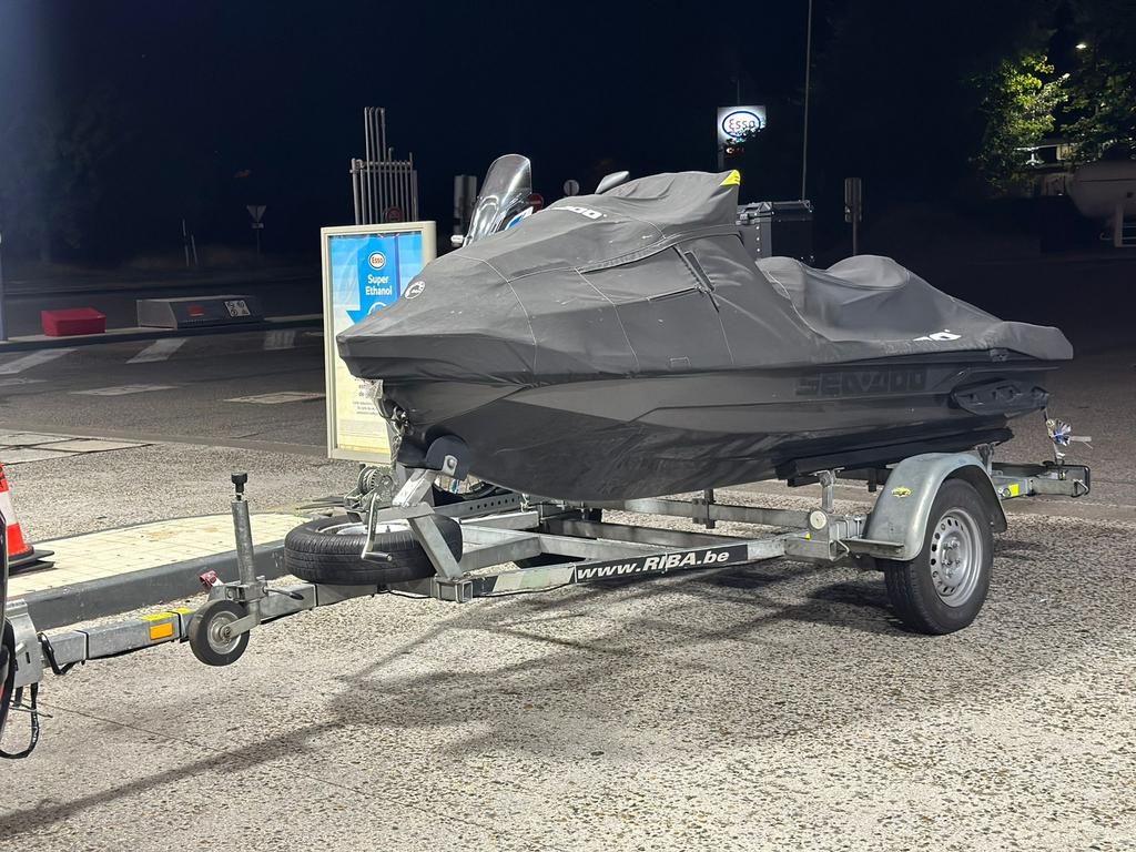 Riba Jetloader – Jetski & Moto Aanhangwagen (Topstaat!), Sports nautiques & Bateaux, Remorques bateau, Comme neuf, Remorque jet-ski