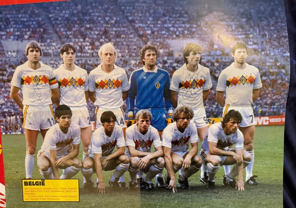 Poster rode duivels 84 met handtekeningen, Collections, Enlèvement ou Envoi, Comme neuf, Affiche, Image ou Autocollant