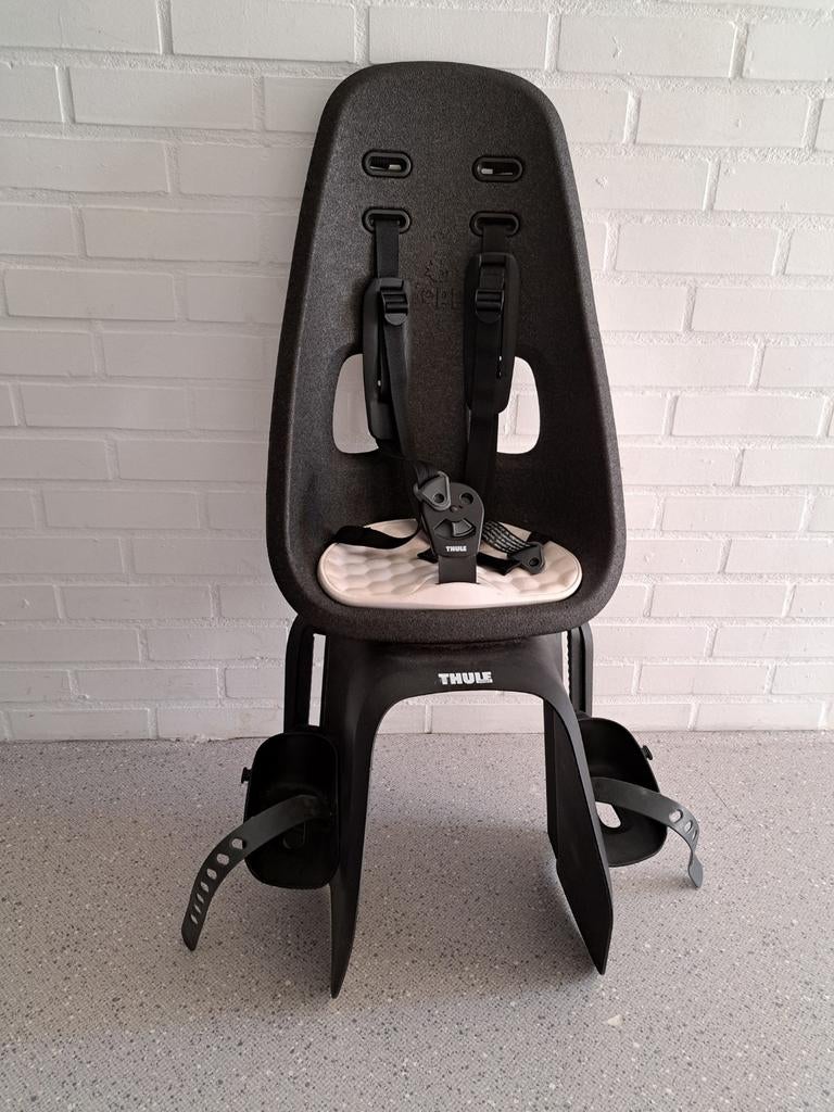Thule yepp nexxt fietsstoel voor bagagedrager, Fietsen en Brommers, Fietsaccessoires | Fietsstoeltjes, Ophalen