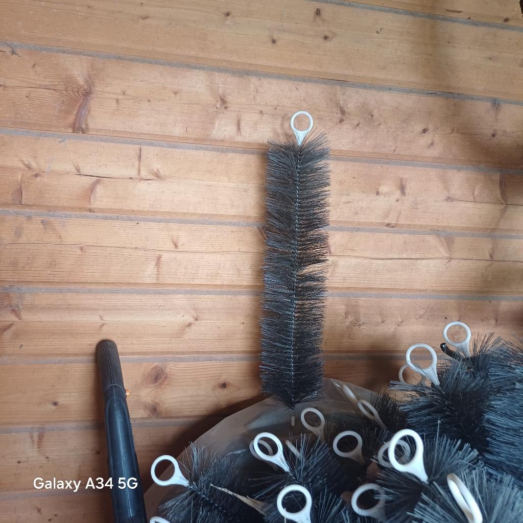 Brosses de filtration pour Kois, Enlèvement, Comme neuf