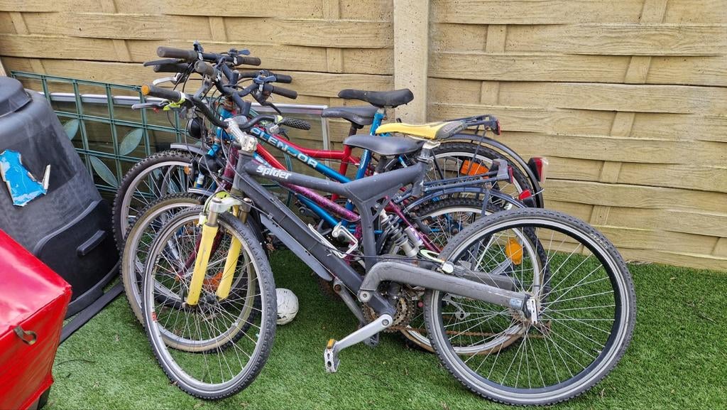 5 kinder fietsen, Ophalen, Gebruikt