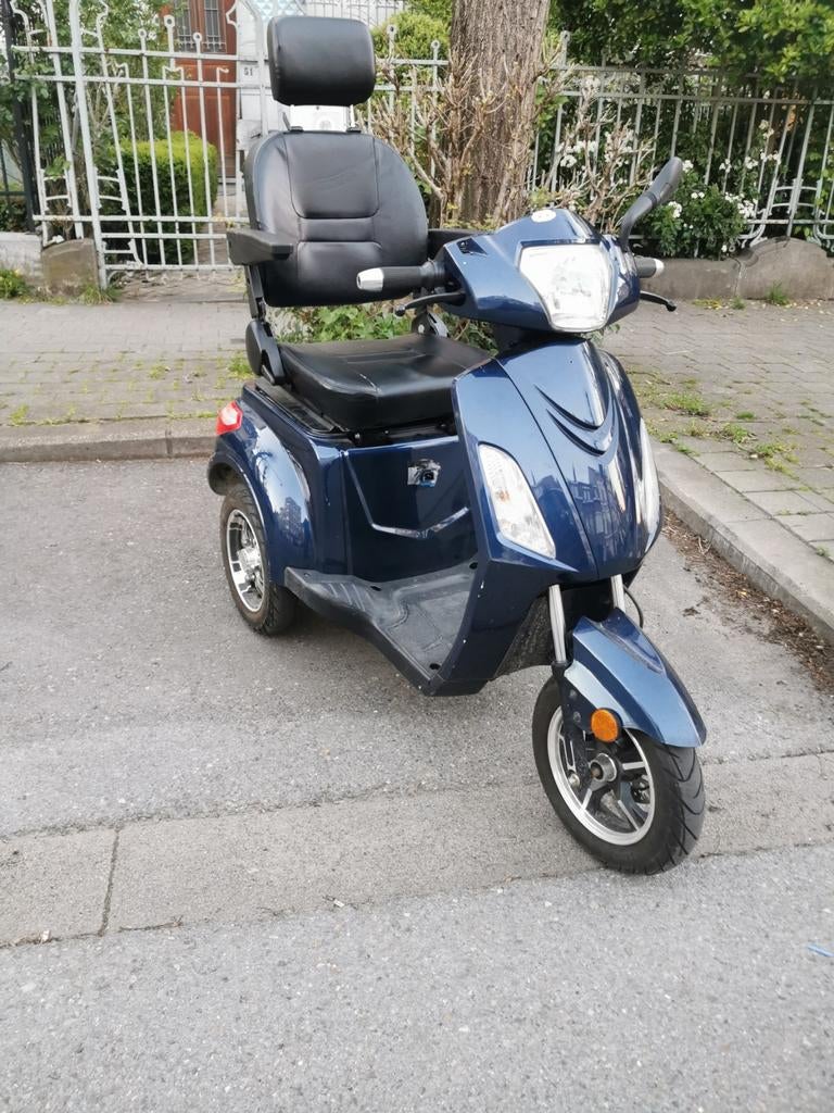 Scooter électrique 25km/h batterie au lithium inf0488826971, Divers, Chaises roulantes, Comme neuf, Fauteuil roulant électrique