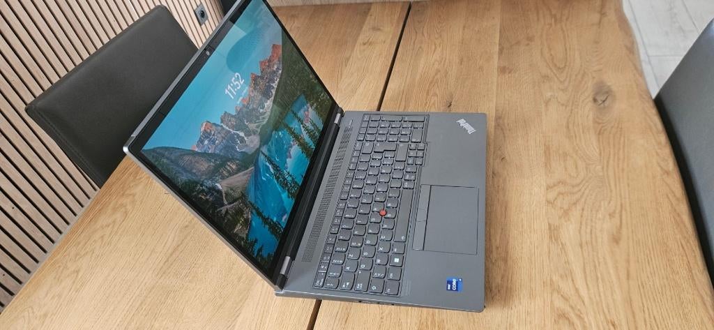 Lenovo ThinkPad P16 Gen 2 — Hoogwaardig werkstation, Computers en Software, Windows Laptops, Ophalen, 32 GB, Intel Core i9, Met touchscreen