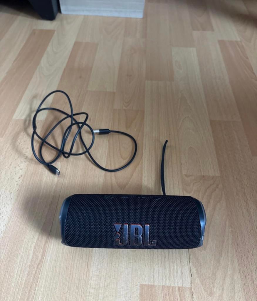 JBL Flip 6 Haut-parleur Bluetooth portable - Excellent état, Enlèvement, Comme neuf, JBL