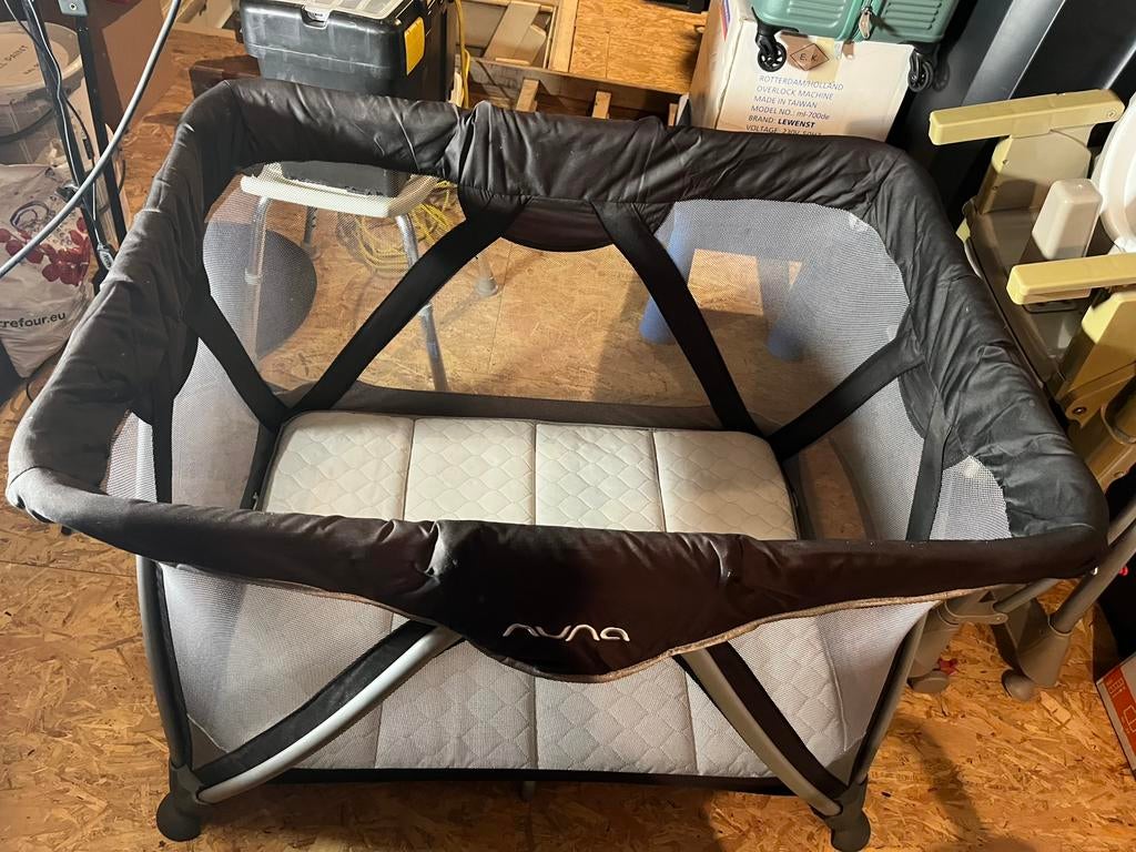 Camping box / camping bed nuna, Ophalen of Verzenden, Gebruikt