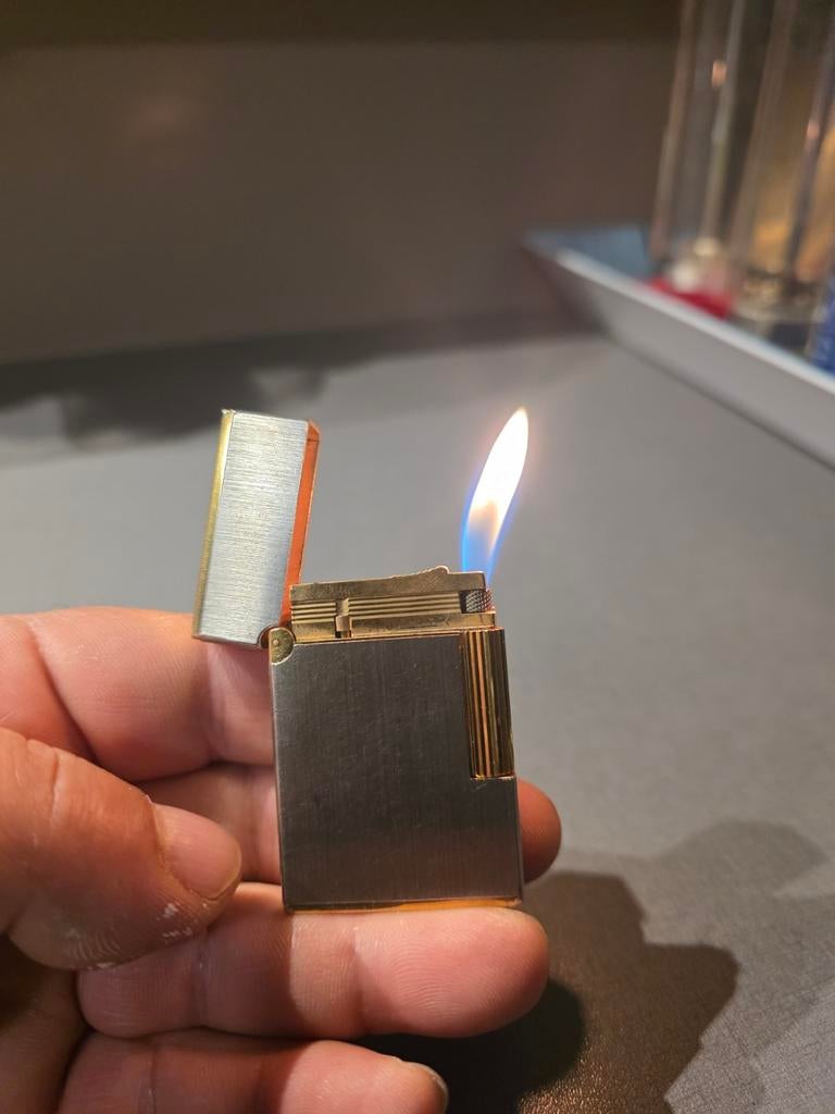 Briquet St Dupont, Collections, Briquet