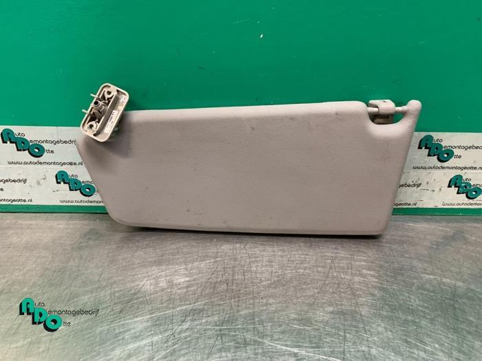 Zonneklep van een Opel Astra (Astra H 04-), Gebruikt, -, -, Opel