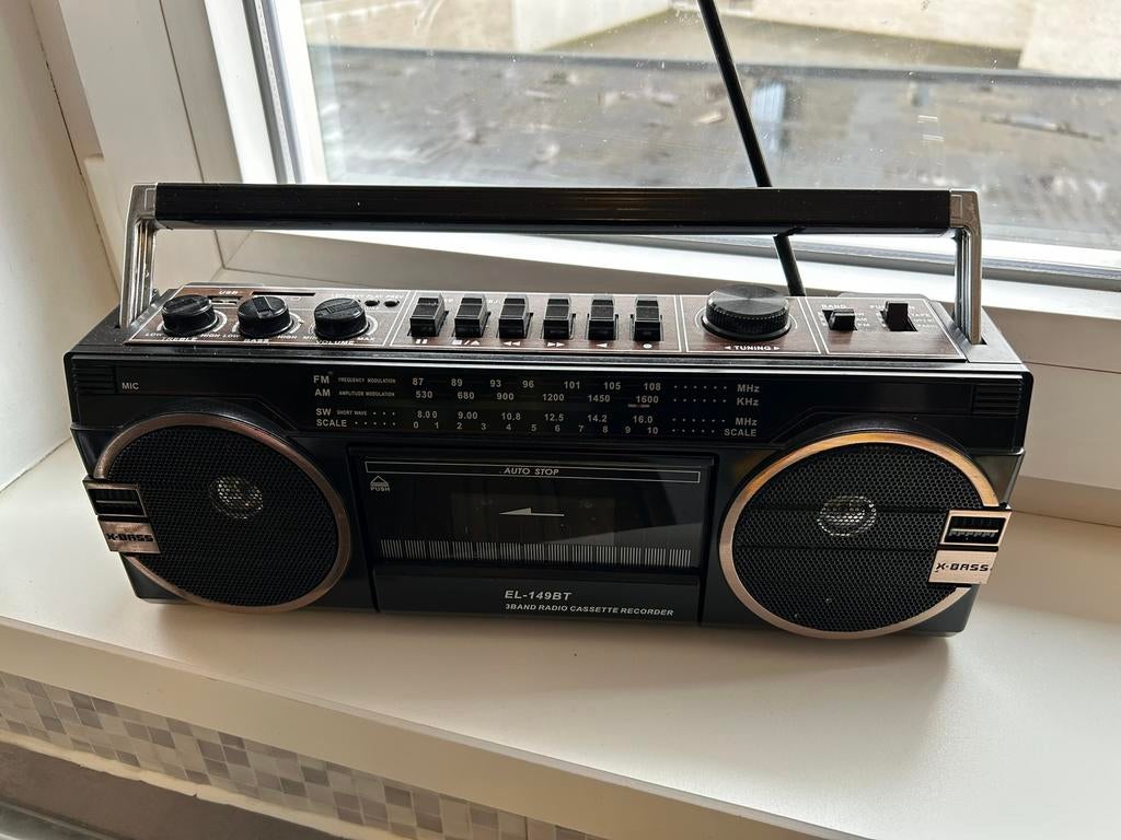 Draagbare radio cassette, Audio, Tv en Foto, Radio's, Ophalen, Zo goed als nieuw, Radio