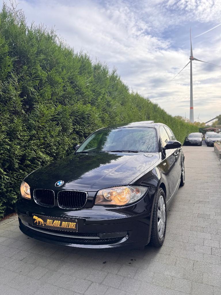 Bmw 116I 2009, Autos, Entreprise, Boîte manuelle, Noir, 5 portes