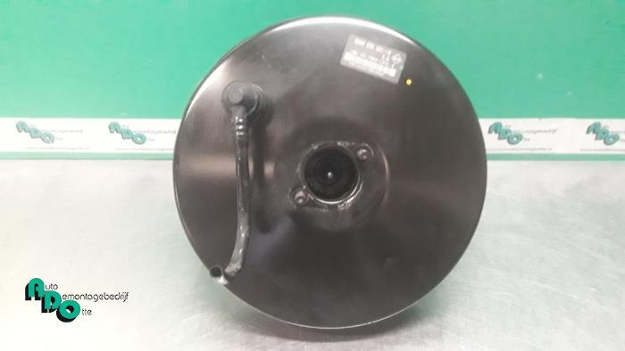 Rembekrachtiger van een Renault Clio (Clio 3 06-), Gebruikt, -, Renault, -