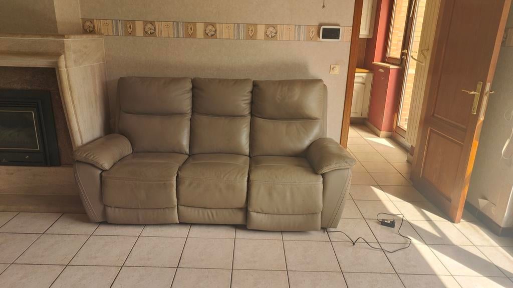 Lederen salon met relax, Ophalen