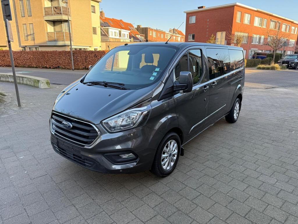 DOUBLE CABINE AUTOMATIQUE FORD CUSTOM 20TDCI 2018 106000KM E, Autos, Camionnettes & Utilitaires, Argent ou Gris, Achat, Euro 6