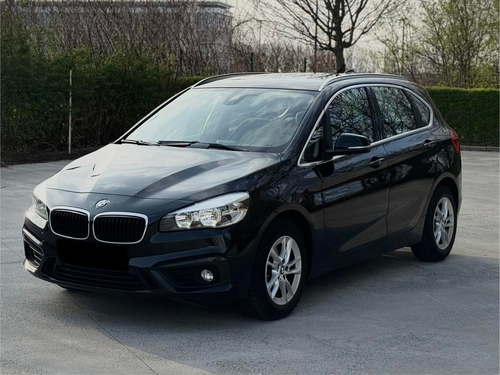 Bmw 218d Active tourer, Auto's, BMW, USB, Zwart, Bedrijf, Handgeschakeld