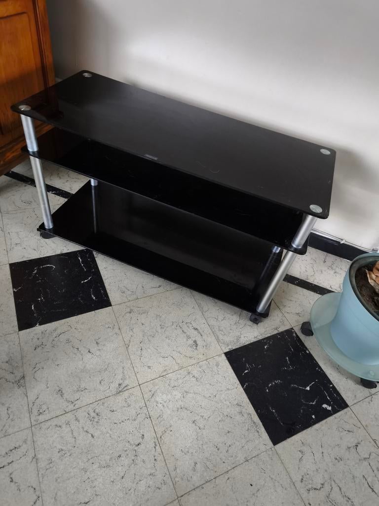 Klein tv-meubel, Ophalen