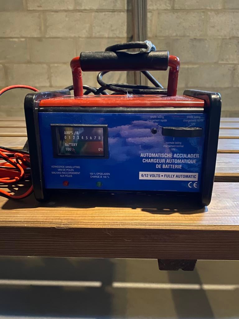 chargeur de batterie, Autos : Pièces & Accessoires, Enlèvement ou Envoi, Neuf