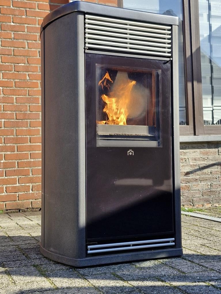 Pelletkachel Edilkamin Flexa 8kw (Kan Geleveerd Worden), Huis en Inrichting, Ophalen, Gebruikt, Overige brandstoffen, Pelletkachel