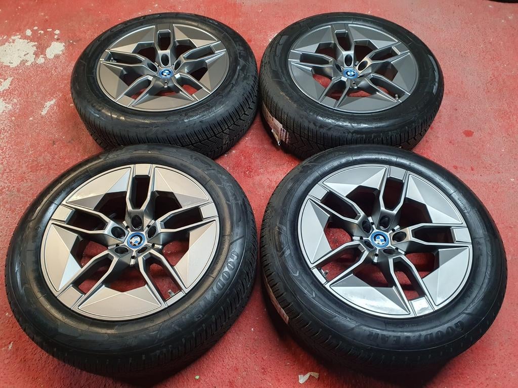 Jantes BMW origine 20" kit hiver NEUF ix i20, Autos : Pièces & Accessoires, Neuf, Pneus et Jantes, Pneus hiver, Véhicule de tourisme