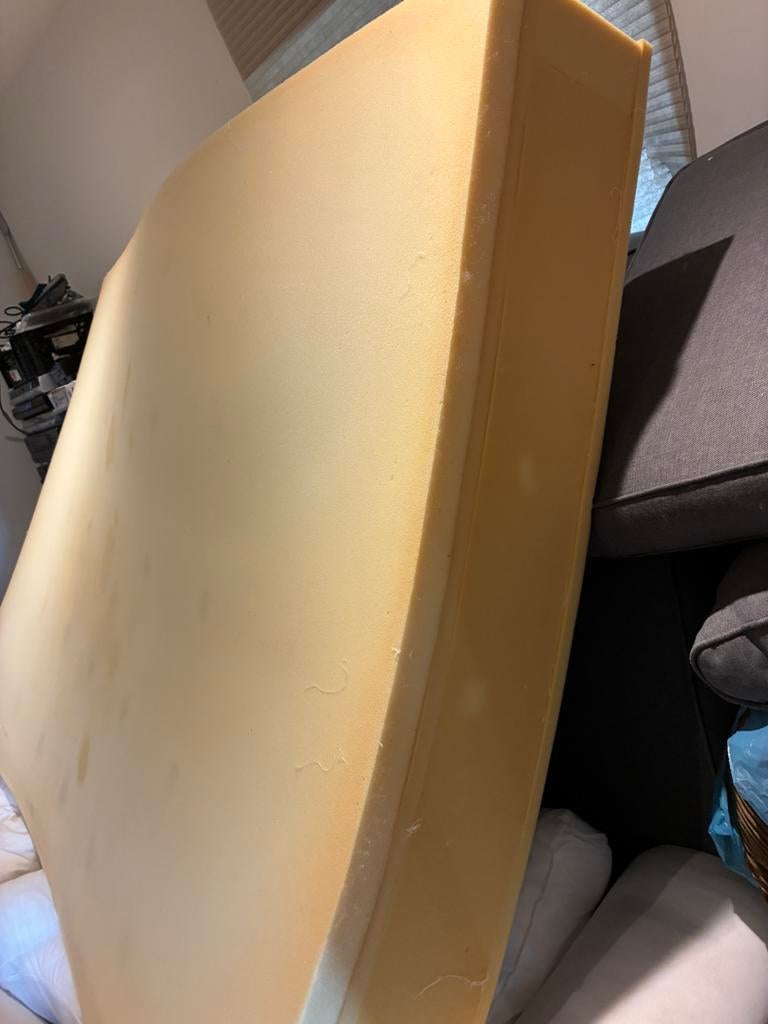 Matelas : intérieur : ressorts ensachés, Maison & Meubles, Matelas, 140 cm, Enlèvement, Utilisé