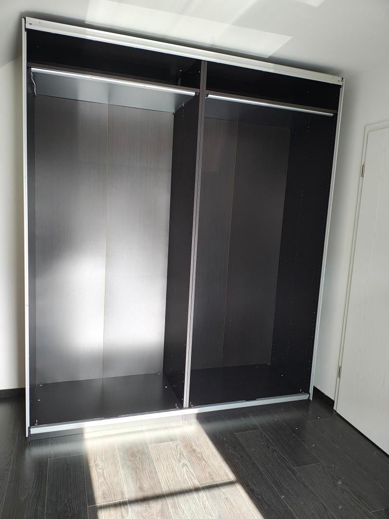 Armoire Ikea PAX - Portes coulissantes, Maison & Meubles, Armoires | Penderies & Garde-robes, Utilisé, 200 cm ou plus, 200 cm ou plus