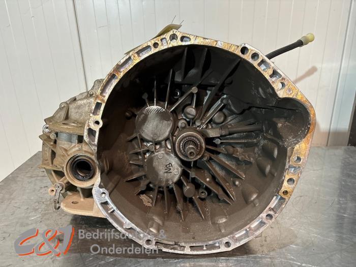 Boîte de vitesse d'un Renault Trafic, Autos : Pièces & Accessoires, Transmission & Accessoires, Renault, Utilisé, 3 mois de garantie
