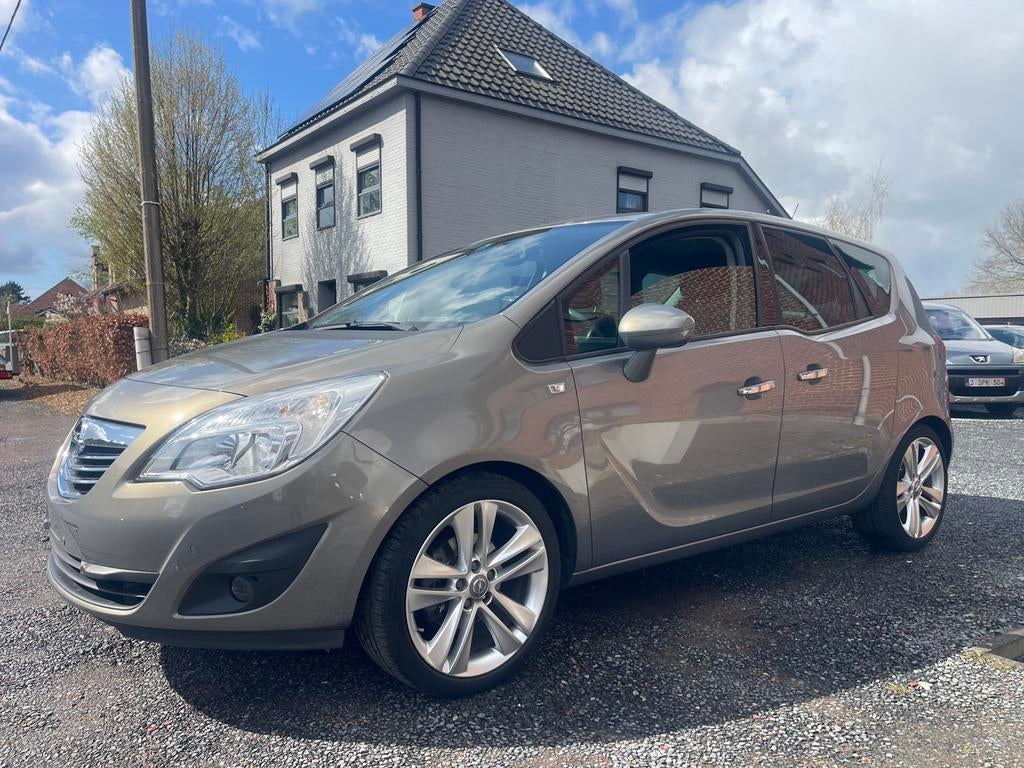 Opel Meriva 1.4 Essence,Turbo Cosmo,Cuir,Gps,Radar,Cruise..., Autos, Cuir, Euro 5, 139 g/km, Boîte manuelle