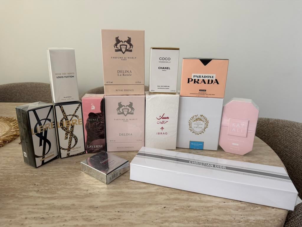 Parfum à vendre, original, Envoi, Neuf