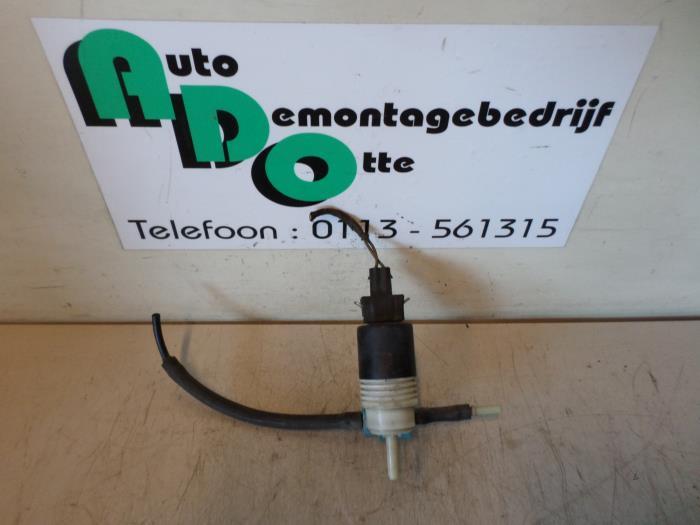 Pompe lave-glace avant d'un Volkswagen Golf (Golf 91-), Autos : Pièces & Accessoires, Vitres & Accessoires, Volkswagen, Utilisé