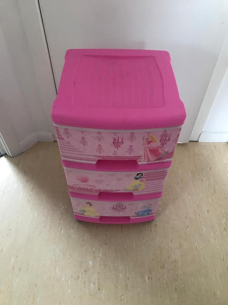 Bac de rangement de princesse, Enlèvement, Utilisé