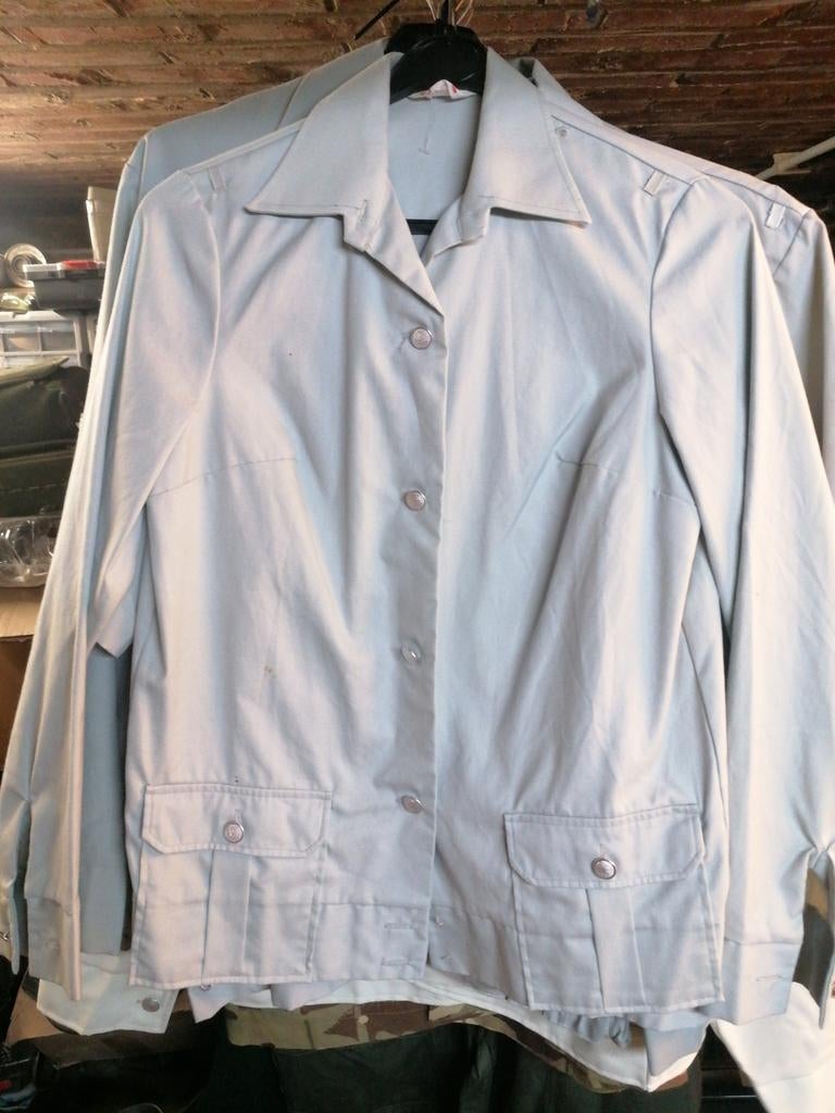 Ddr-shirt. Vrouw., Verzamelen, Militaria | Algemeen, Ophalen of Verzenden